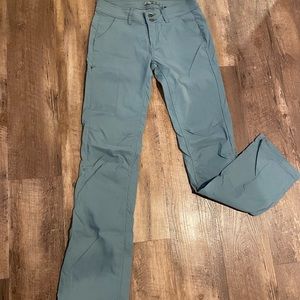 Prana athletic hiking pants, 6 tall